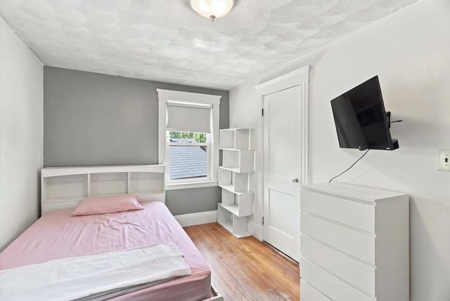 44 Fernwood Ave, Lynn, MA 01904