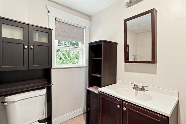 44 Fernwood Ave, Lynn, MA 01904