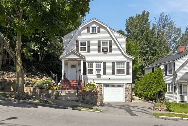 44 Fernwood Ave, Lynn, MA 01904