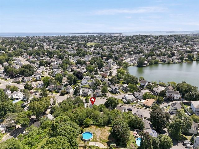 44 Fernwood Ave, Lynn, MA 01904