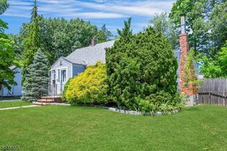 397 Pleasant Ave, New Milford Boro, NJ 07646