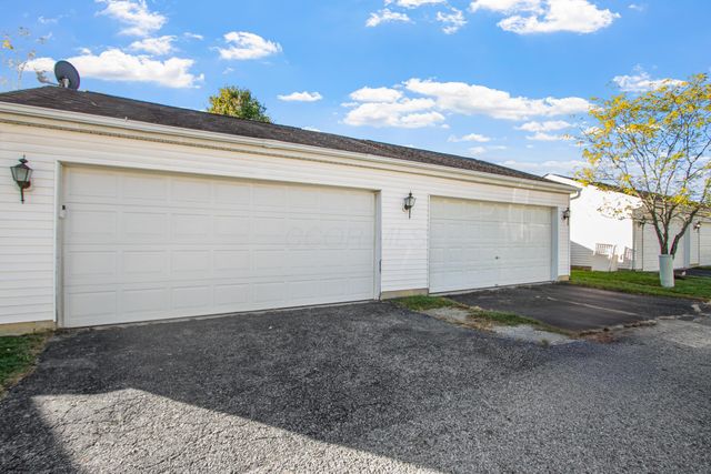 6140 Ashtead Drive, New Albany, OH 43054