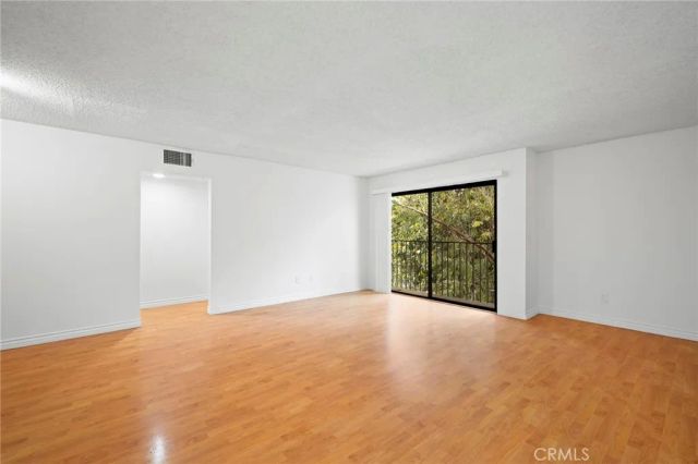 330 Pioneer Drive, Glendale, CA 91203