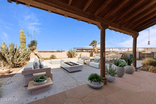 52623 N 463RD Avenue, Wickenburg, AZ 85390