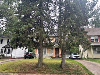 2116 Reyburn Road, Cleveland, OH 44112