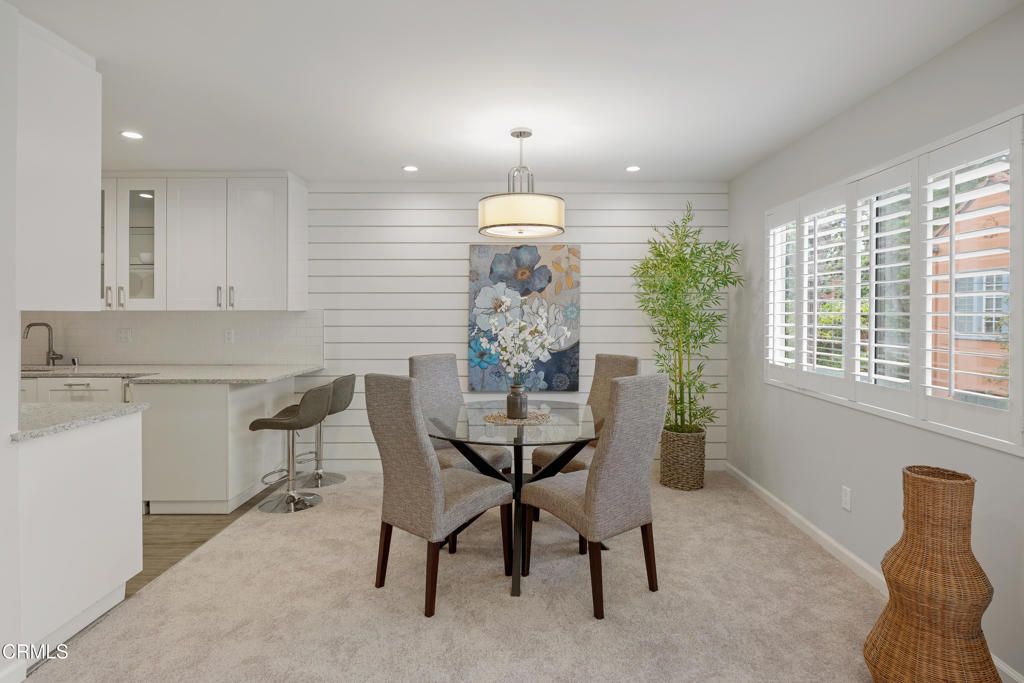 Image 12 of property listing at 420 S Madison Avenue 203, Pasadena, CA 91101