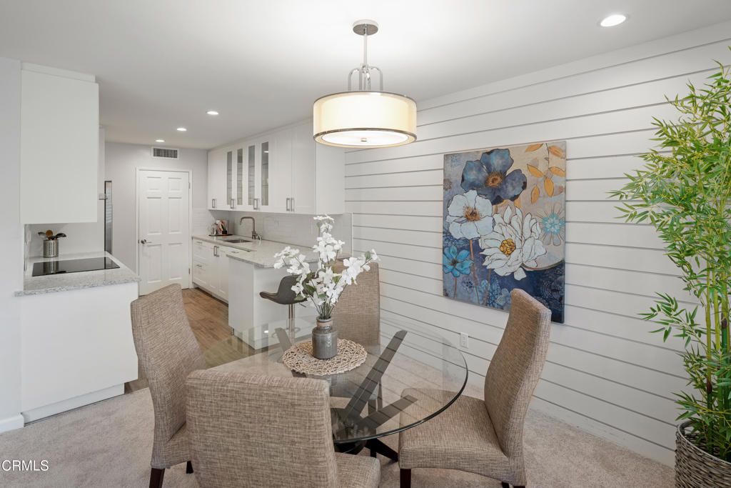 Image 15 of property listing at 420 S Madison Avenue 203, Pasadena, CA 91101