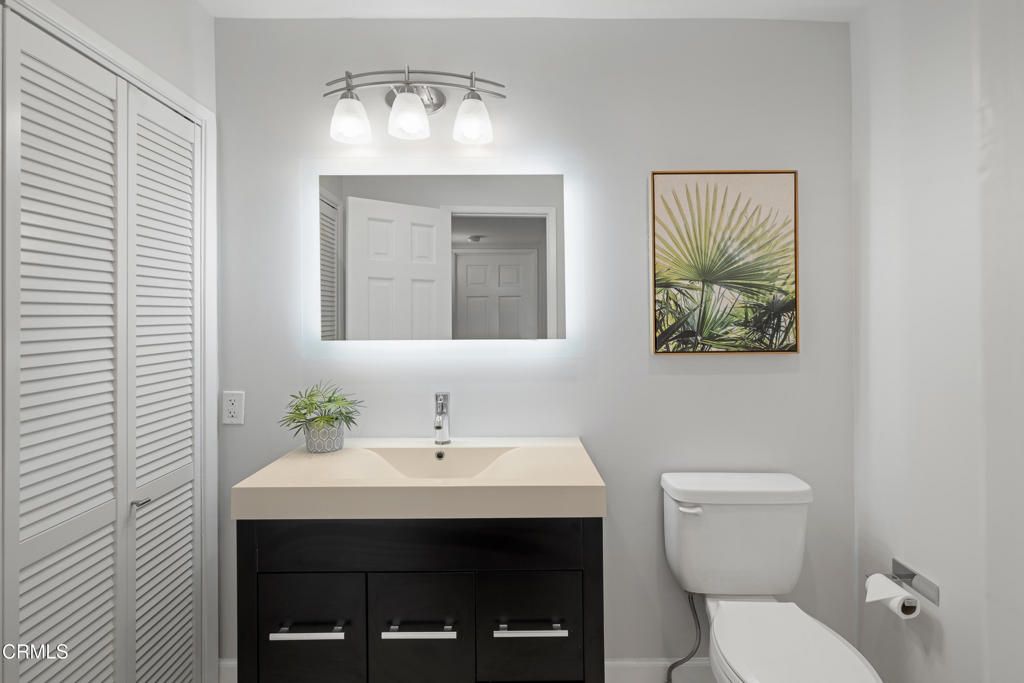 Image 22 of property listing at 420 S Madison Avenue 203, Pasadena, CA 91101