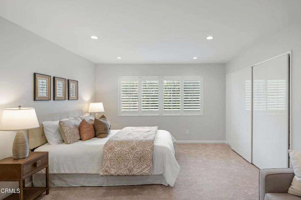 Image 25 of property listing at 420 S Madison Avenue 203, Pasadena, CA 91101