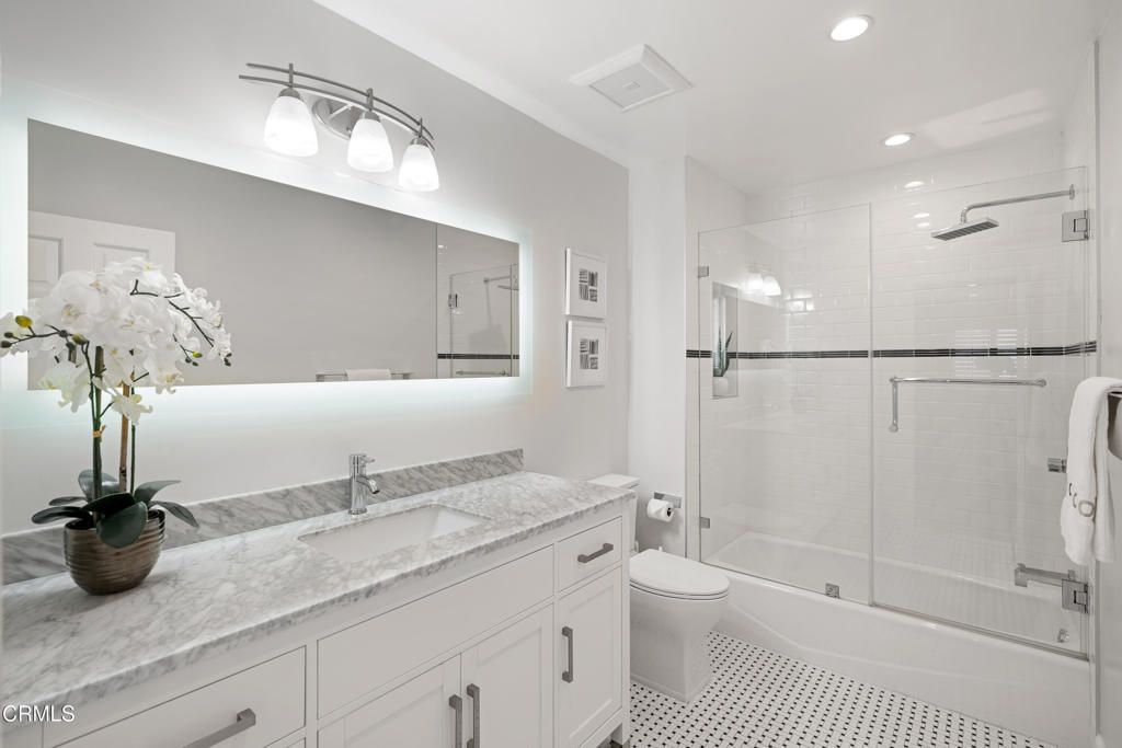 Image 29 of property listing at 420 S Madison Avenue 203, Pasadena, CA 91101