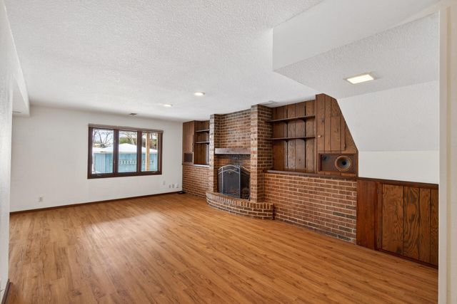 3448 Georgia Avenue N, Crystal, MN 55427