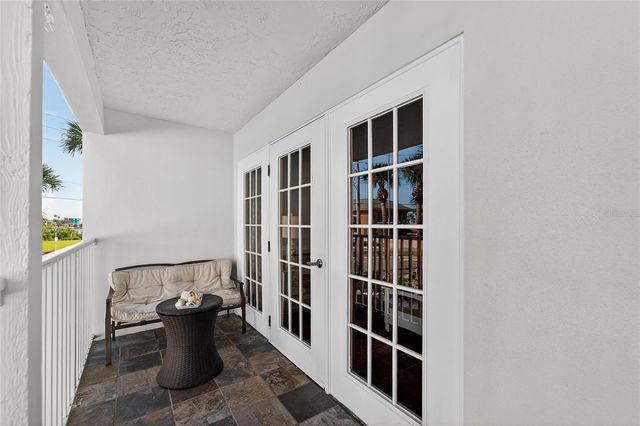 17960 GULF BOULEVARD 104, Redington Shores, FL 33708