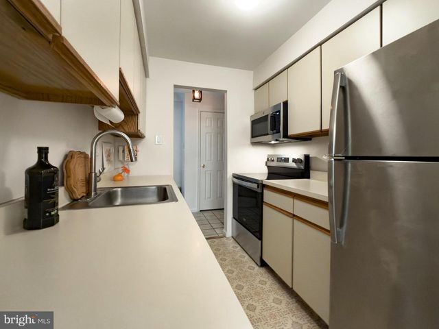 631 WASHINGTON PL, Chesterbrook, PA 19087