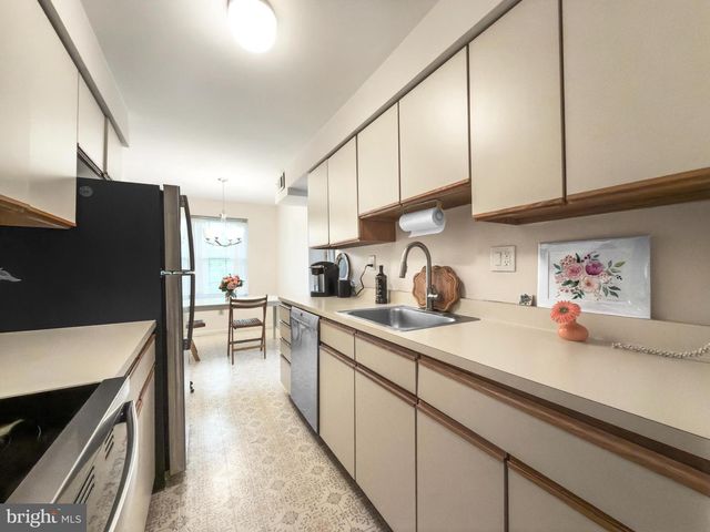 631 WASHINGTON PL, Chesterbrook, PA 19087