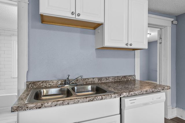 3003 California Street NE, Minneapolis, MN 55418