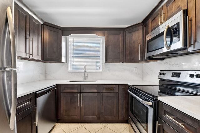 2783 E Dudley Dr Drive E D, West Palm Beach, FL 33415