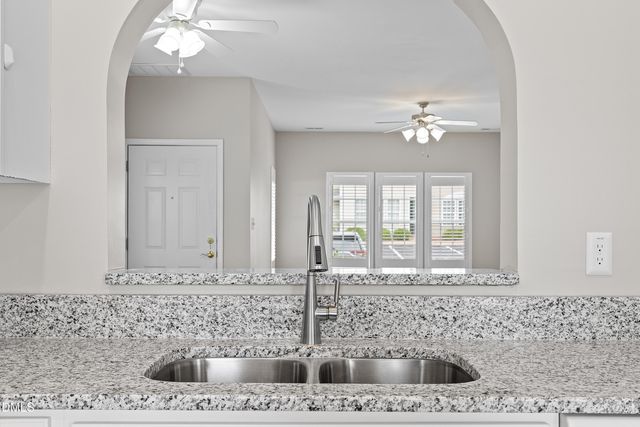 705 Glen Road Apt 111, Garner, NC 27529