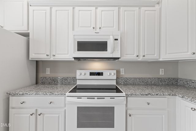 705 Glen Road Apt 111, Garner, NC 27529