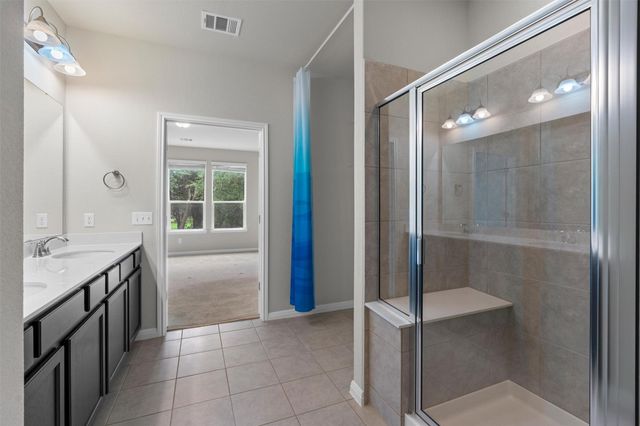 108 Calhoun LN, Georgetown, TX 78633