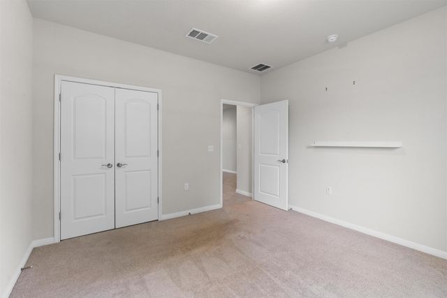 108 Calhoun LN, Georgetown, TX 78633