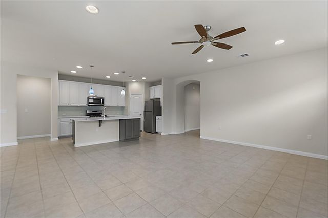 108 Calhoun LN, Georgetown, TX 78633