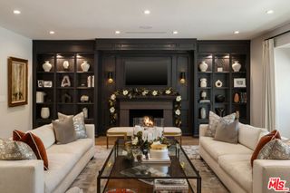 17145 Addison Street, Encino, CA 91316