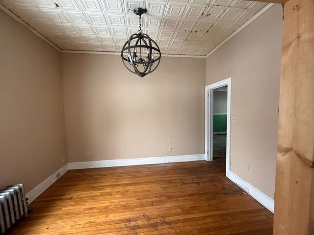 129 Newell St, Pittsfield, MA 01201