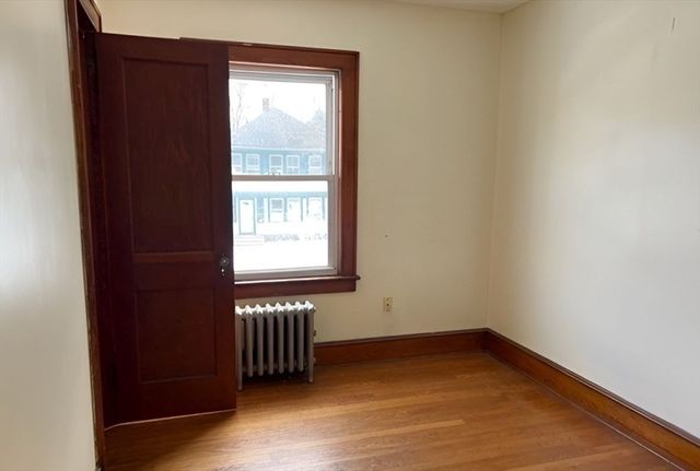 129 Newell St, Pittsfield, MA 01201