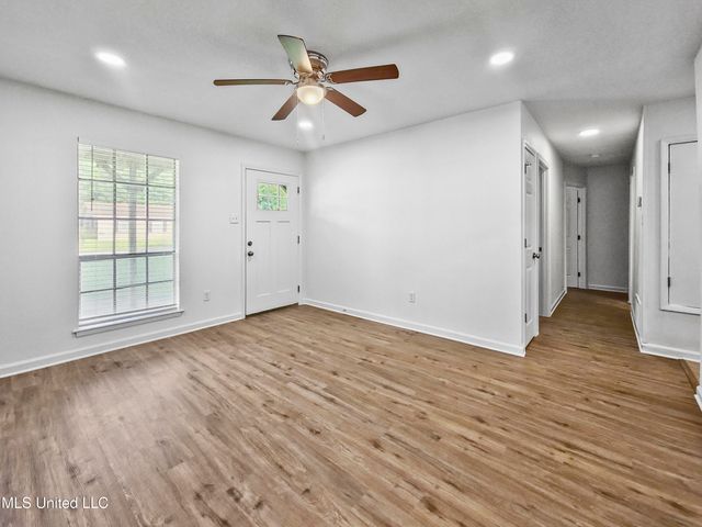 4100 Karen Street, Moss Point, MS 39563
