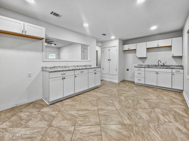 4100 Karen Street, Moss Point, MS 39563