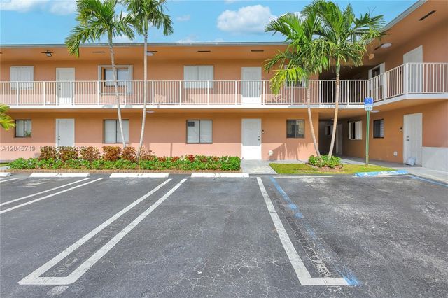 6041 W 24th Ave B-111, Hialeah, FL 33016