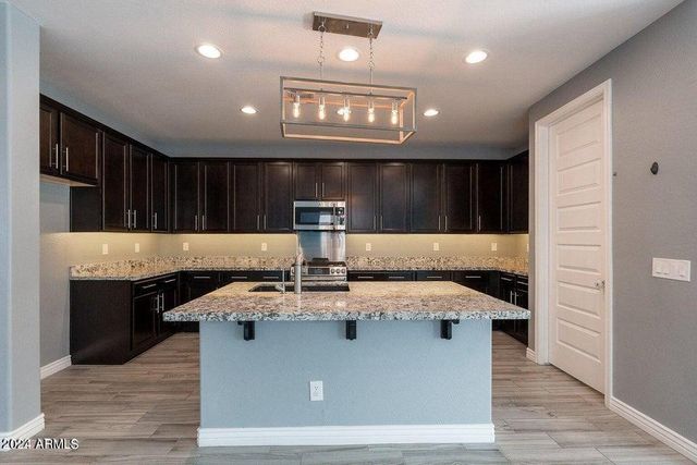 4355 S Synapse Drive, Mesa, AZ 85212
