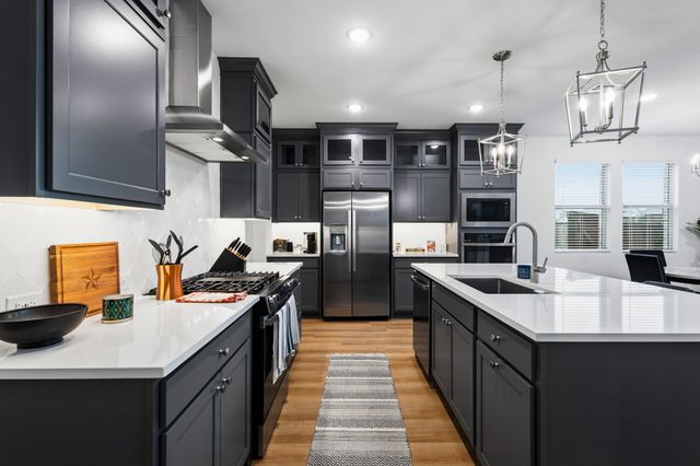 1926 Honey Creek Road, Forney, TX 75126