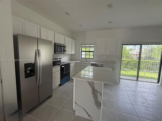813 SW 11th Terrace 0, Florida City, FL 33034