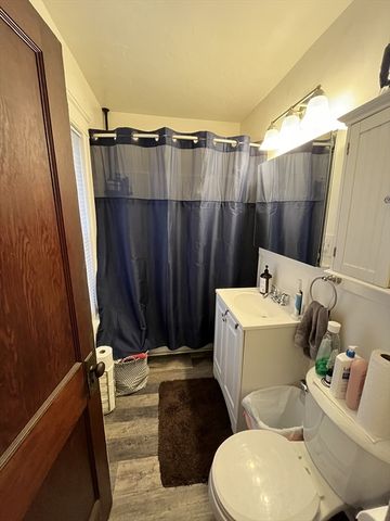 16-18 Oak Hill Road 1, Waltham, MA 02451