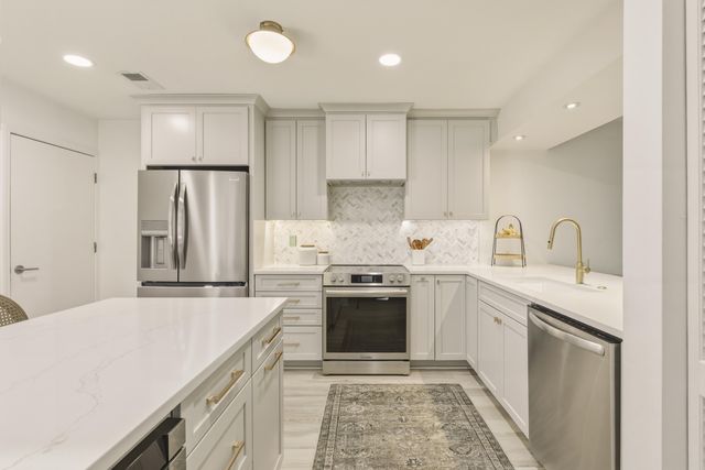 1069 Marsh Court Lane, Mount Pleasant, SC 29464