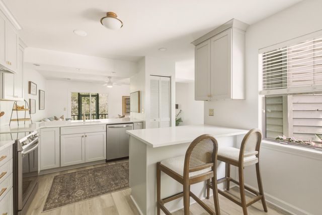 1069 Marsh Court Lane, Mount Pleasant, SC 29464