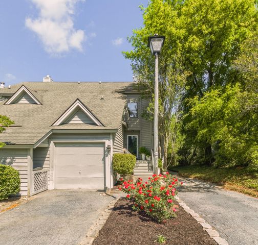 1069 Marsh Court Lane, Mount Pleasant, SC 29464