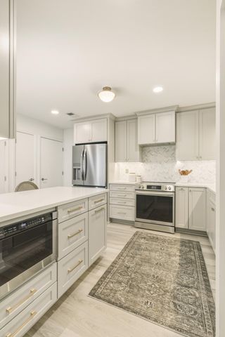 1069 Marsh Court Lane, Mount Pleasant, SC 29464