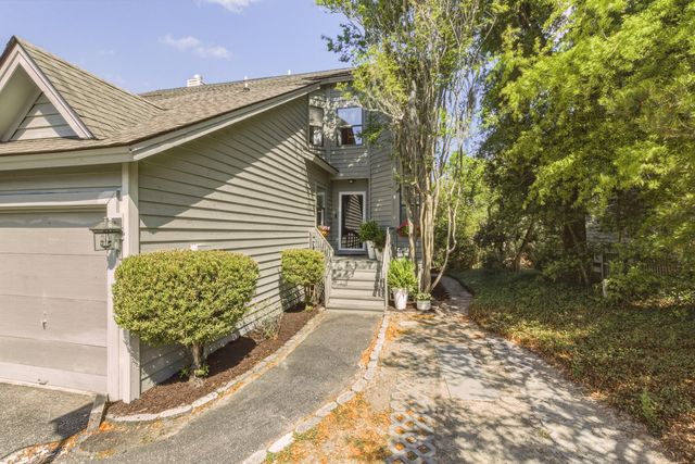 1069 Marsh Court Lane, Mount Pleasant, SC 29464