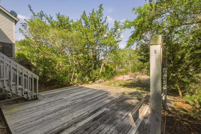 1069 Marsh Court Lane, Mount Pleasant, SC 29464