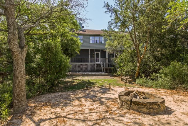 1069 Marsh Court Lane, Mount Pleasant, SC 29464