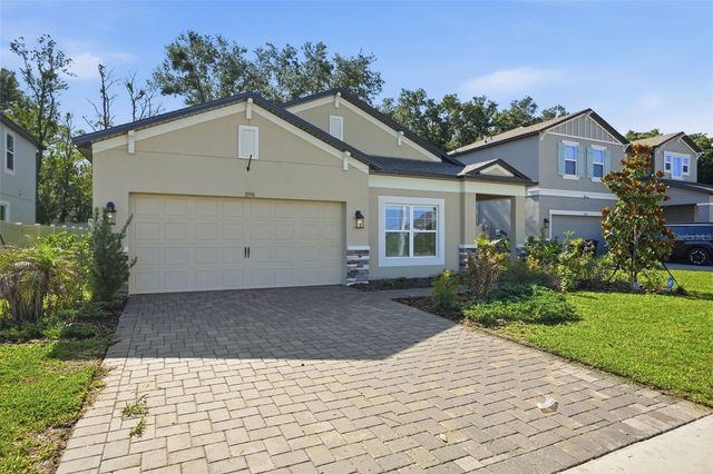 11996 HILLTOP FARMS DRIVE, Dade City, FL 33525