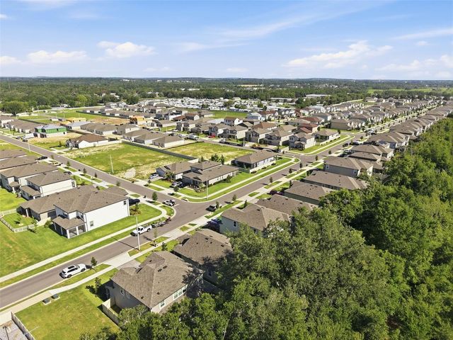 11996 HILLTOP FARMS DRIVE, Dade City, FL 33525
