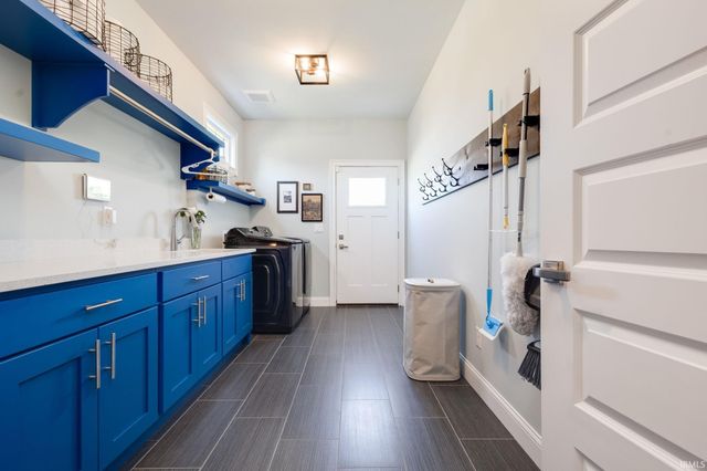54611 Salem Farms Court, Osceola, IN 46561