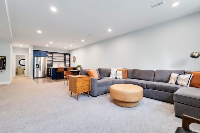 54611 Salem Farms Court, Osceola, IN 46561