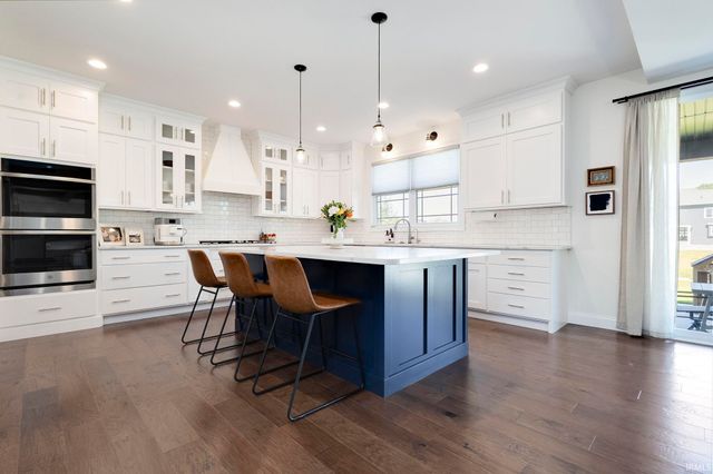 54611 Salem Farms Court, Osceola, IN 46561