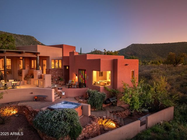 25 ESTATES Circle, Sedona, AZ 86351