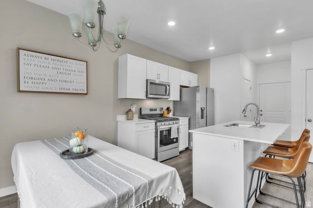 879 S BRUBAKER WAY, Santaquin, UT 84655