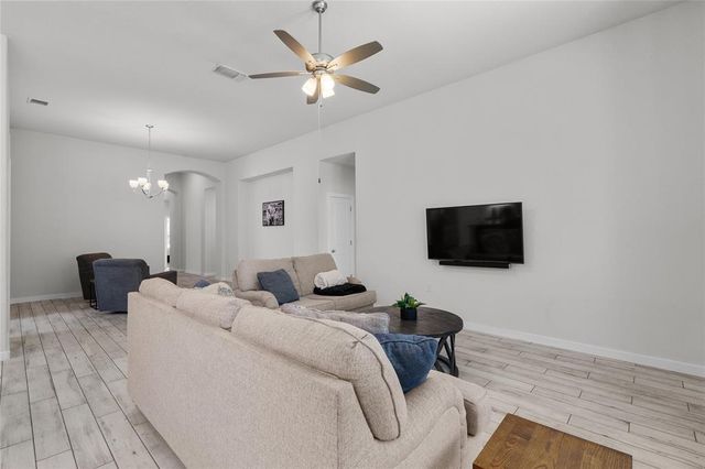 11000 American Mustang LOOP, Manor, TX 78653